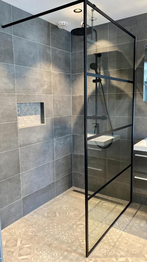 B&B In Het Slot Veldhoven Bagian luar foto
